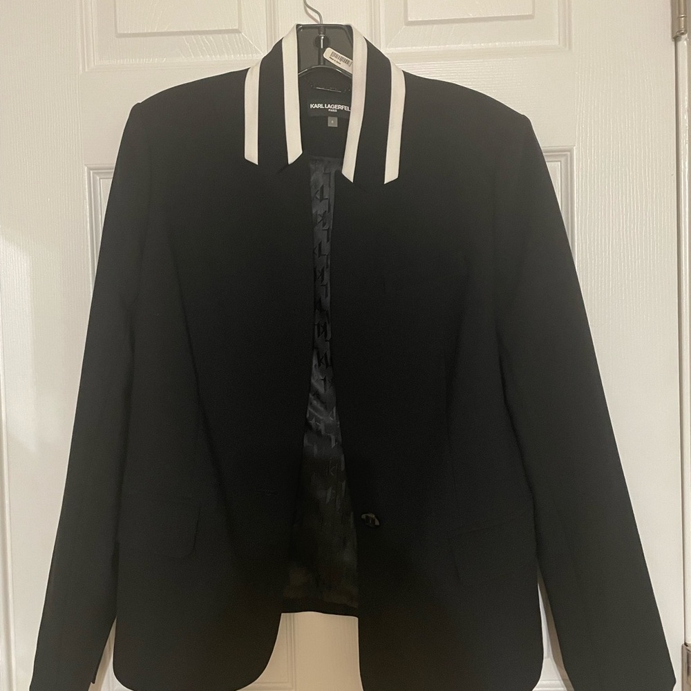 Karl Lagerfeld Black Suit Jacket. New with tags on.